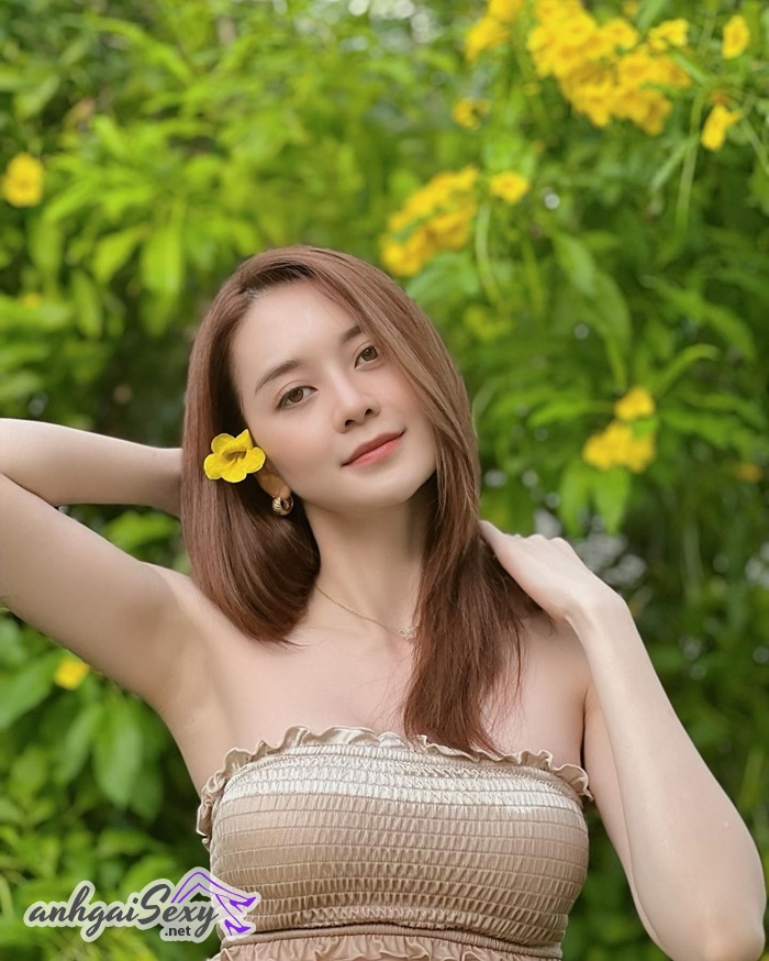 44+ Ảnh Ca Sỹ Thiều Bảo Trang Bikini Sexy Đầy Gợi Cảm 1 ca si thieu bao trang