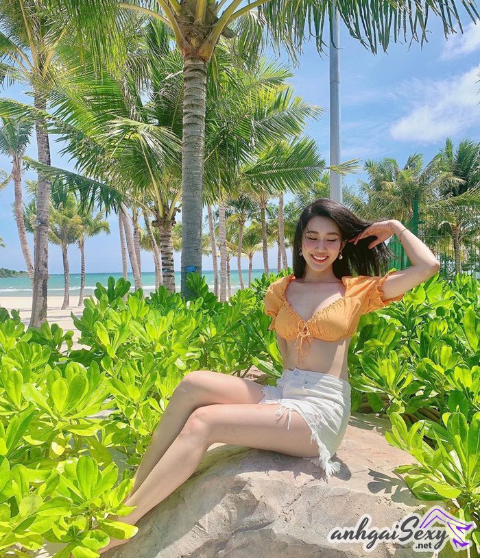 99+ Ảnh Diễn Viên Lê Huỳnh Thúy Ngân Sexy Mặc Bikini Đẹp 13 diễn viên thuy ngan